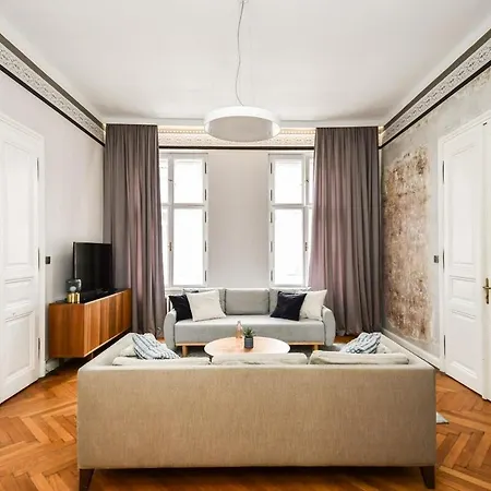 Apartmán Stylish Old Town 2 Bedroom New Presidential Castle *